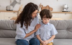 Ka_sakyti_jei_vaikas_nerimauja_Pagarbi_Tevyste_tevystes_koucere_Dovile_Safranauske_vaiku_nerimas_auklejimas_patarimai_tevams_kaip_nuraminti_nerimaujanti_vaika