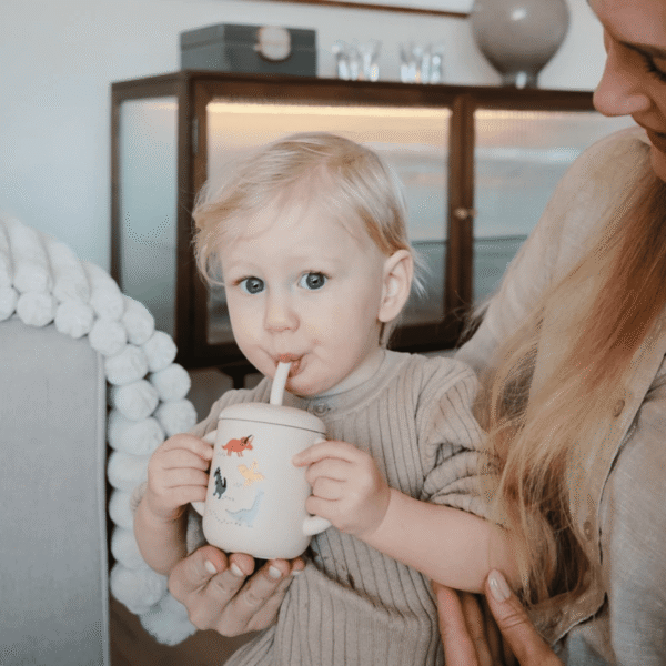 Mushie silikoninis maitinimo rinkinys kūdikių primaitinimas kūdikio mityba primaitinimo pradžia kūdikio lėkštė kūdikio puodelis kūdikio seilinukas kūdikio šaukštelis 11 Mushie silikoninis maitinimo rinkinys kūdikių primaitinimas kūdikio mityba primaitinimo pradžia kūdikio lėkštė kūdikio puodelis kūdikio seilinukas kūdikio šaukštelis