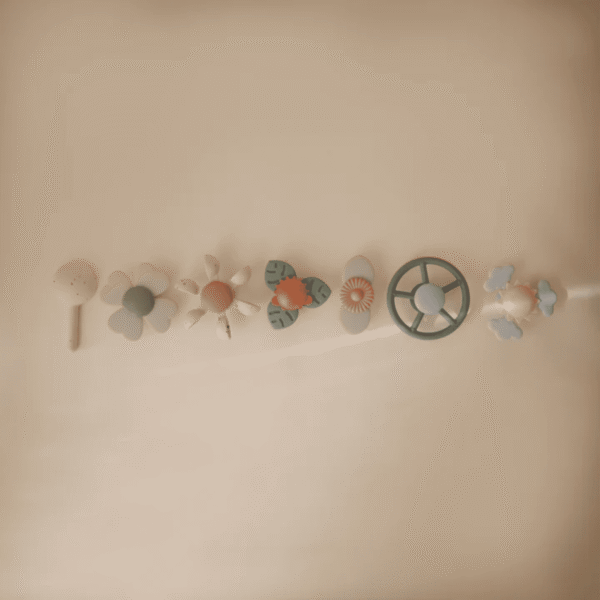 Mushie vonios žaislas vandens malūnėlis Mylu.lt kūdikio lavinimas vaiko lavinimas vonios žaislai vaikams žaidimas vonioje