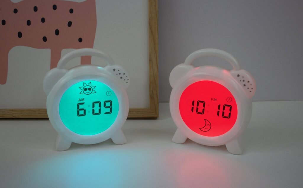 Vaikas ignoruoja „Metas miegoti“ 4 būdai, kaip šis laikrodukas gali tapti geriausiu pagalbininku Miego pelytės vaikų miegas Purflo laikrodukas Purflo laikrodis