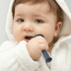 Haakaa 360° silikonins mokomasis dantų šepetėlis kūdikio dantų priežiūra Mylu.lt dantų šepetėliai kūdikiams kūdikio higiena vaikų dantų šepetėlis
