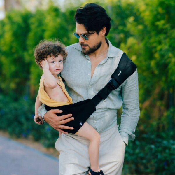 Momsilk nešioklė - sėdynė Momswing (8 - 20 kg) kūdikio nešioklė vaiko nešioklė saugi nešioklė kūdikiui patogi nešioklė kokybiška nešioklė 51 Momsilk nešioklė - sėdynė Momswing (8 - 20 kg) kūdikio nešioklė vaiko nešioklė saugi nešioklė kūdikiui patogi nešioklė kokybiška nešioklė