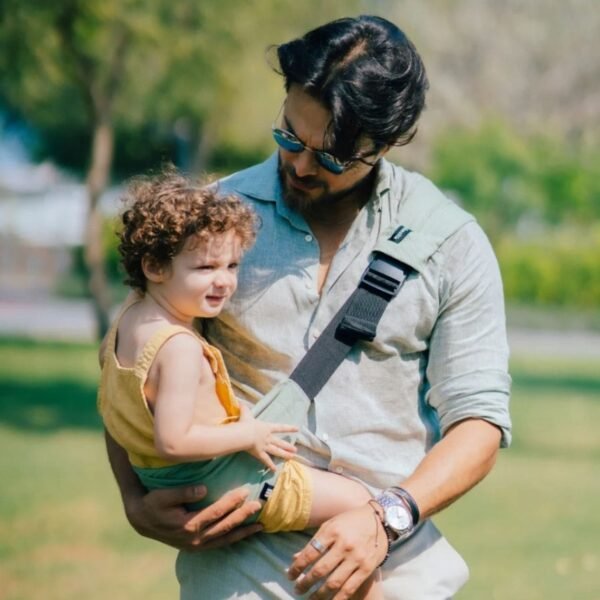 Momsilk nešioklė - sėdynė Momswing (8 - 20 kg) kūdikio nešioklė vaiko nešioklė saugi nešioklė kūdikiui patogi nešioklė kokybiška nešioklė