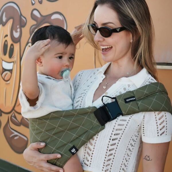 Momsilk nešioklė - sėdynė Momswing (8 - 20 kg) kūdikio nešioklė vaiko nešioklė saugi nešioklė kūdikiui patogi nešioklė kokybiška nešioklė 7 Momsilk nešioklė - sėdynė Momswing (8 - 20 kg) kūdikio nešioklė vaiko nešioklė saugi nešioklė kūdikiui patogi nešioklė kokybiška nešioklė
